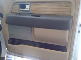 2011 FORD F150, WHITE, LARIAT, CREW, 5.0, 4X4, AT,   F25104